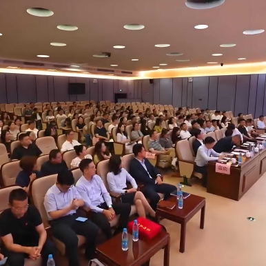 三六六教育集团党委书记总经理王旋当选苏州市民办教育协会会长。