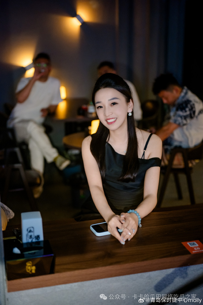 青岛保时捷女销售牟倩文本人回应销冠被造黄谣！